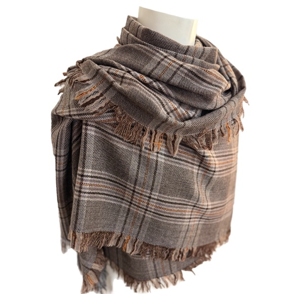 Oversized Wool Plaid Wrap Shawl – Extra Large Warm Winter Scarf – 35” x 85” - Picture 6 of 10